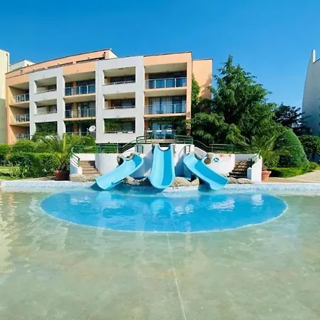 Trakia Plaza * Σάνι Μπιτς